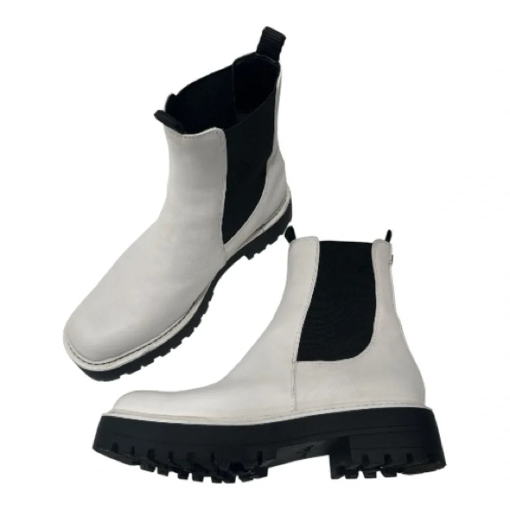 Sam Edelman sleek white